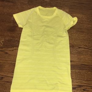 Lululemon Run Swiftly T